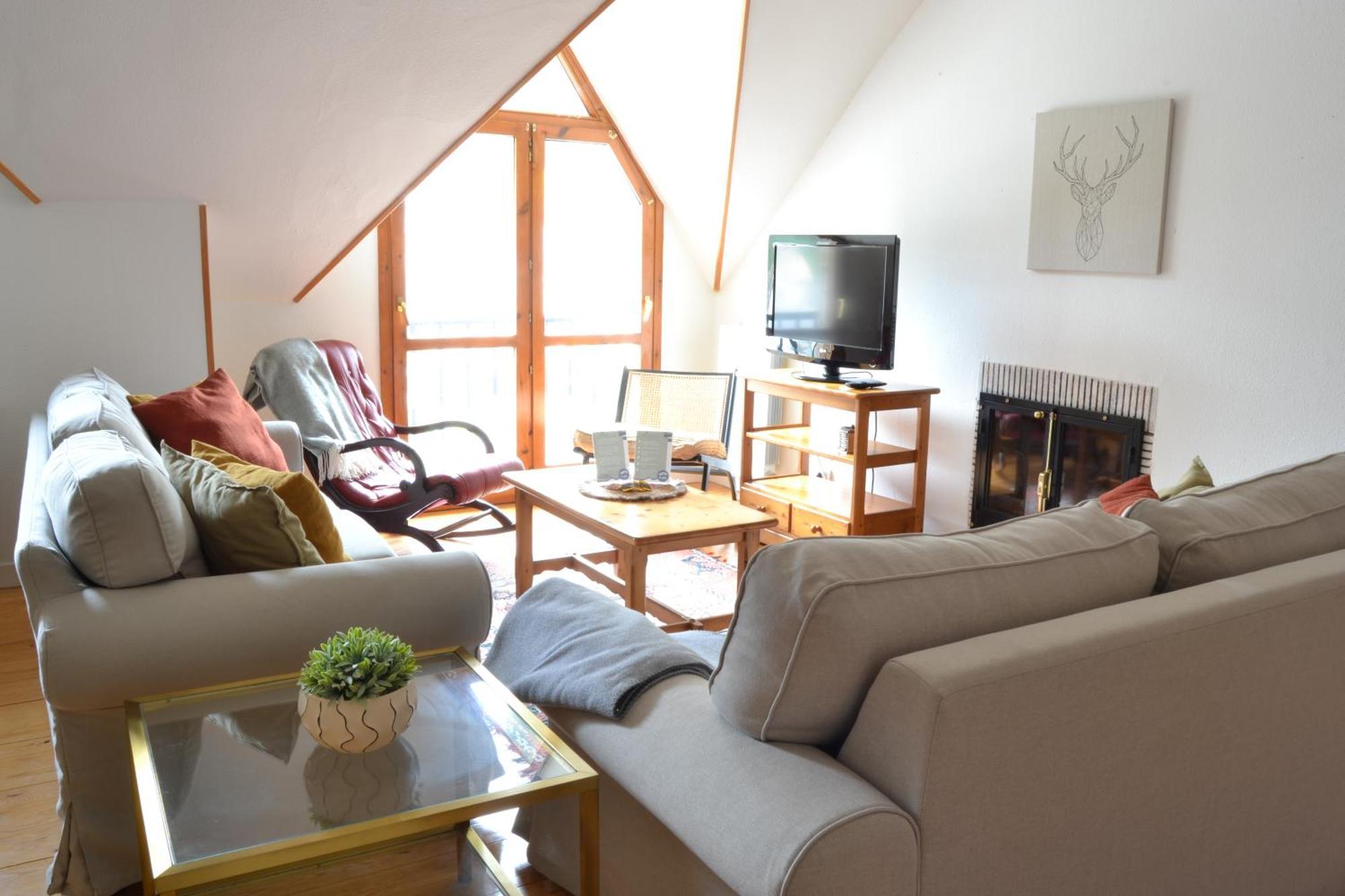 Balaitus Petfriendly - Arafita Apartamentos Sallent De Gallego Ngoại thất bức ảnh